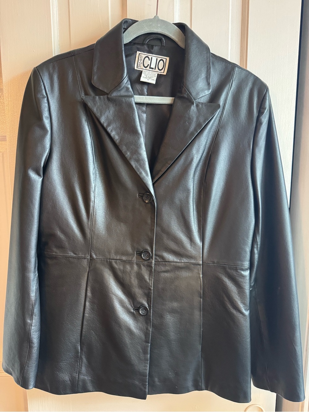 CLIO Women's Black Leather Blazer Jacket